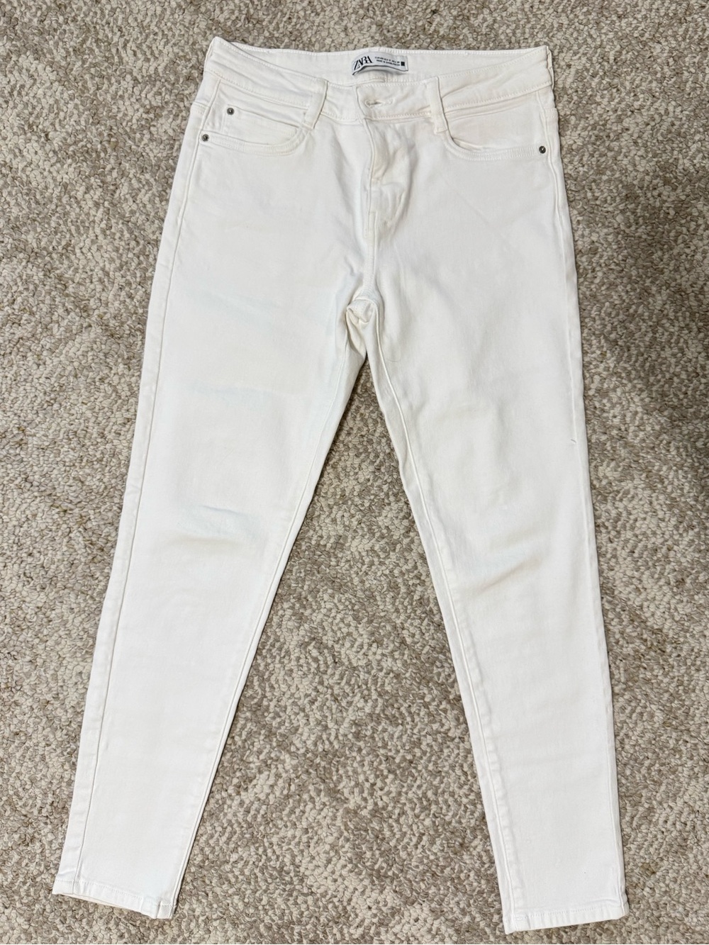NEW ZARA WHITE JEANS